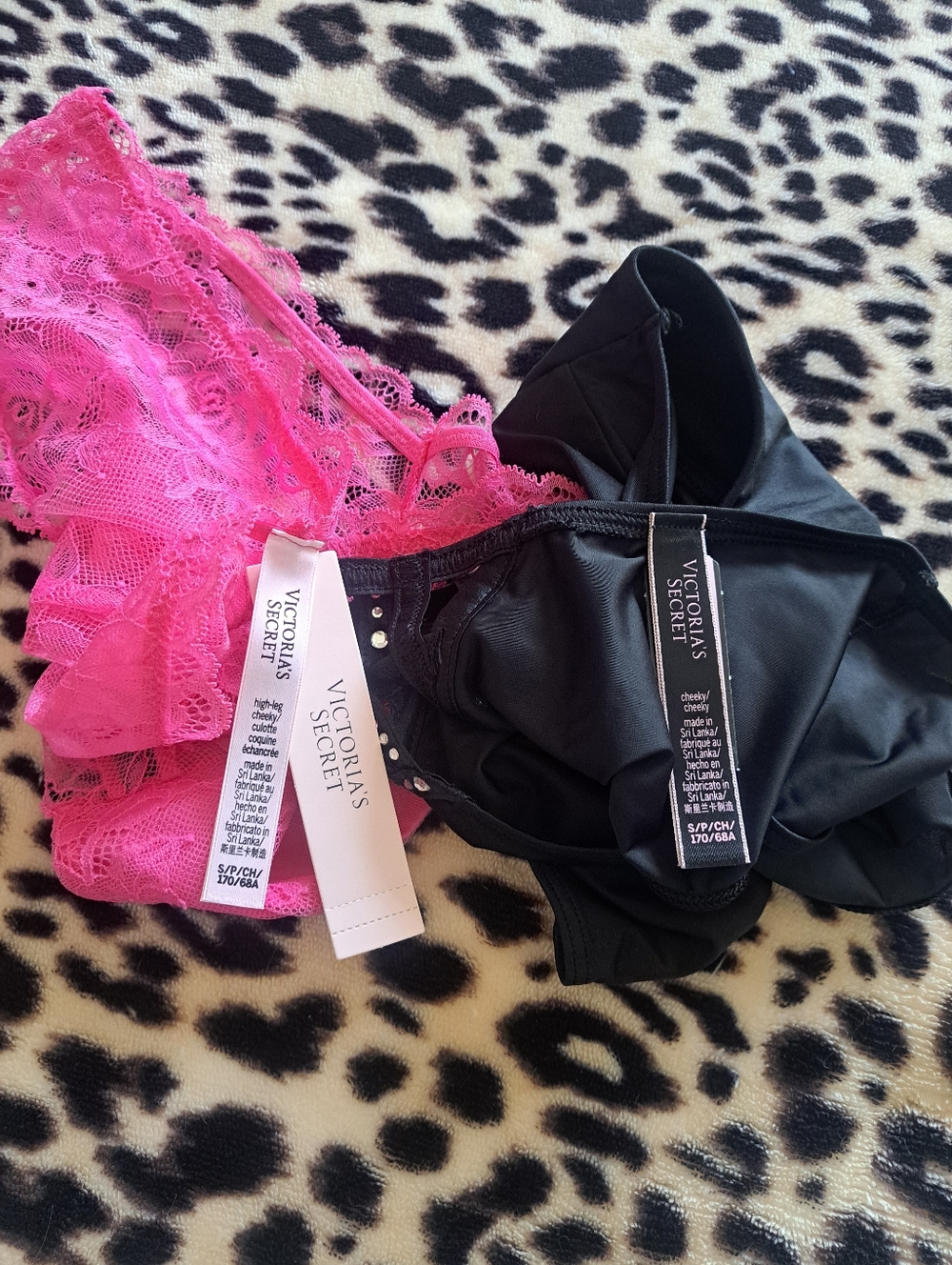VS panties bundle (S) New - Picture 3 of 3